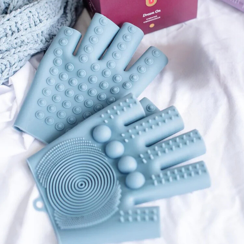 In Good Hands textured silicone gloves, perfect for a sensual slow burn massage.